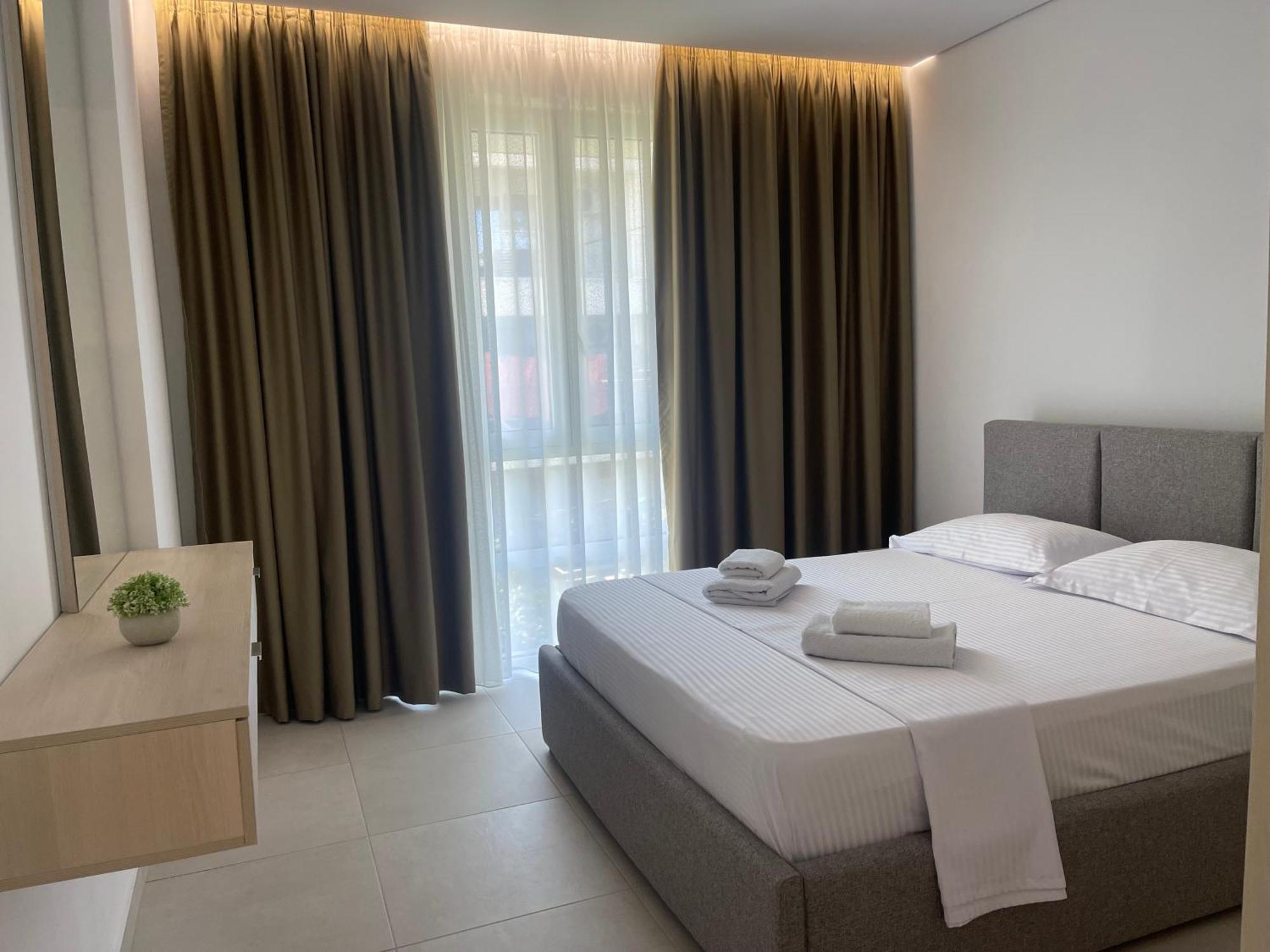 Eme Apartments - Kompleksi San Pietro, Gjiri I Lalzit Durrës Exterior foto