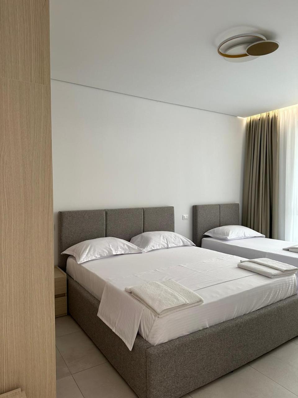 Eme Apartments - Kompleksi San Pietro, Gjiri I Lalzit Durrës Exterior foto